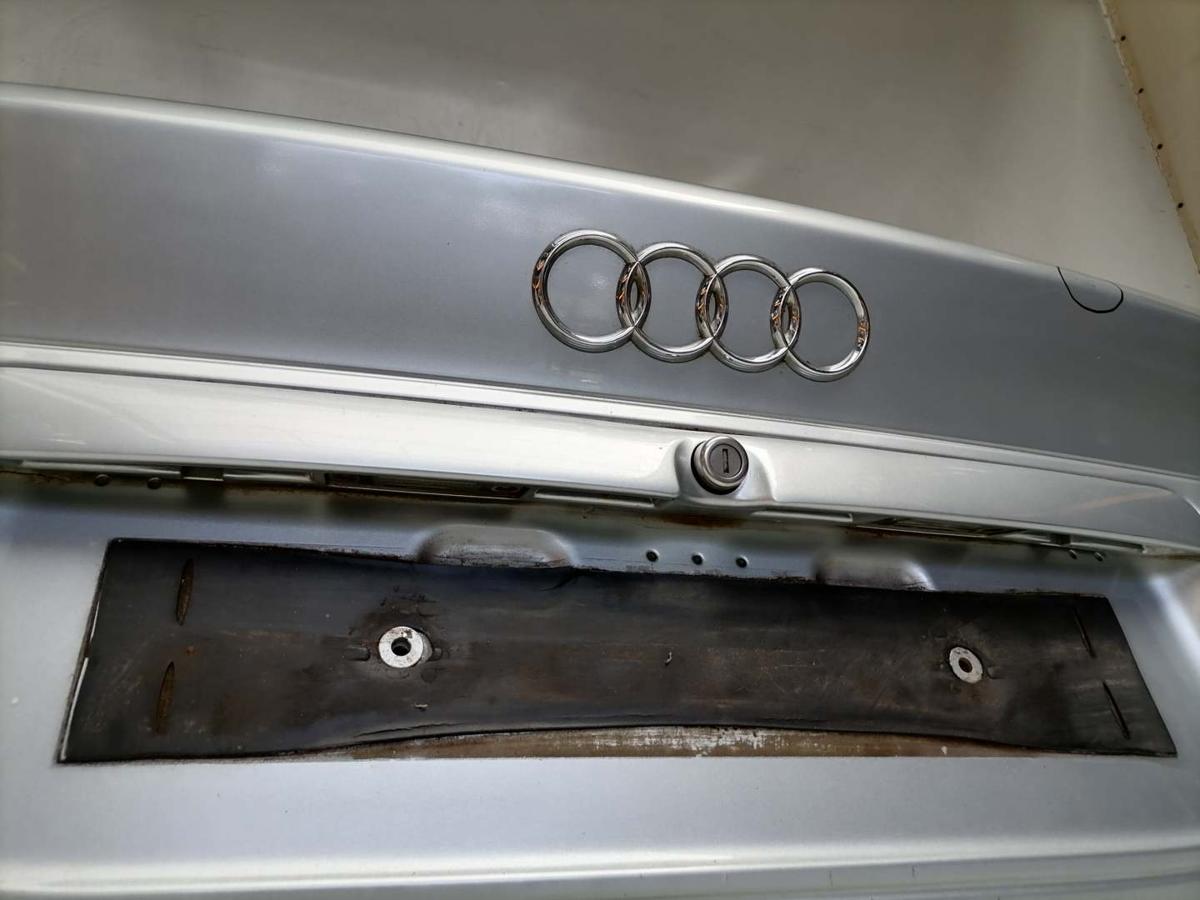 Audi A4 B5 original Heckklappe LY7M-Alusilber Limousine Bj.1996